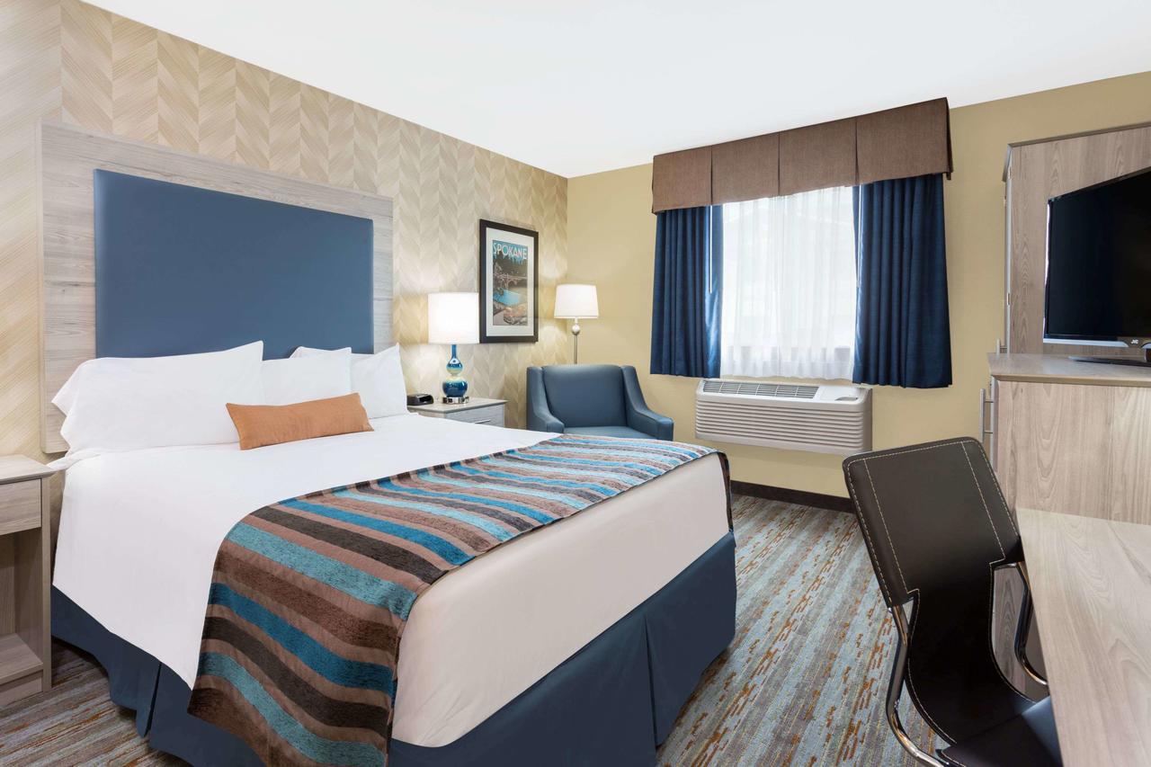 Silverstone & Hotel 2*